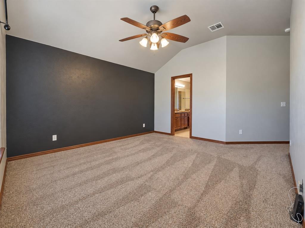 6109 Callahan Way Property Photo 19