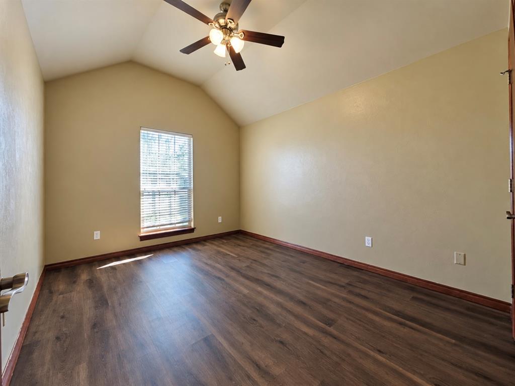 6109 Callahan Way Property Photo 25