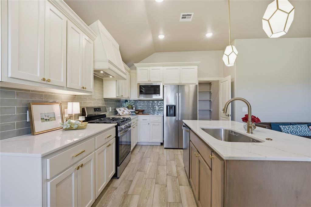 12117 Birch Street Property Photo 15