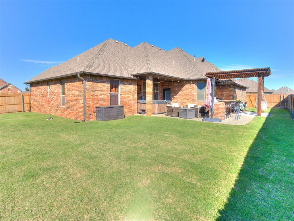 4712 Sw 124th Place Property Photo 47