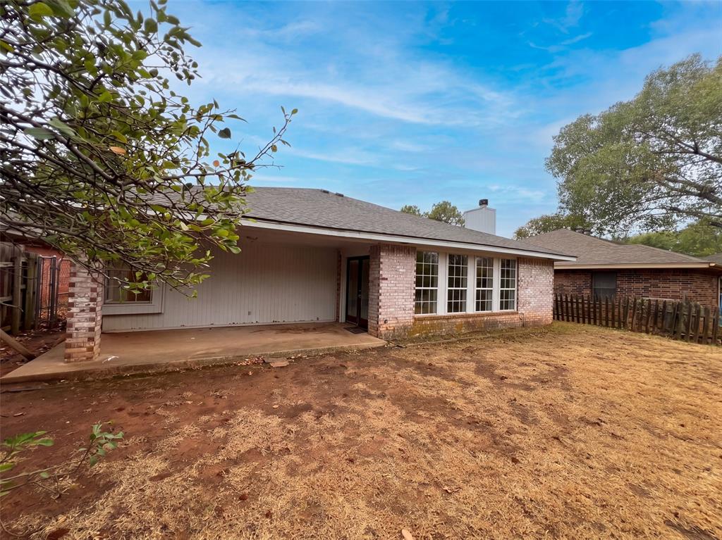 1709 Baron Drive Property Photo 5