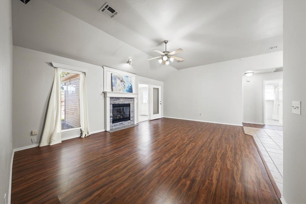5424 Fawn Run Property Photo 8