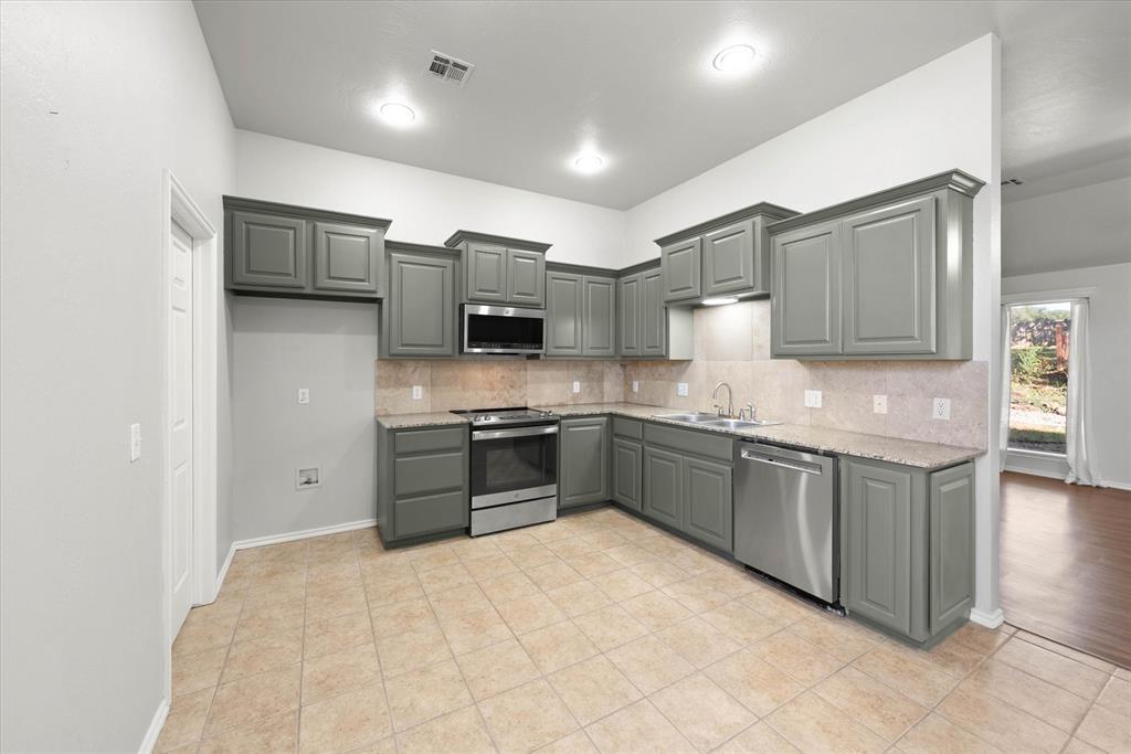 5424 Fawn Run Property Photo 17