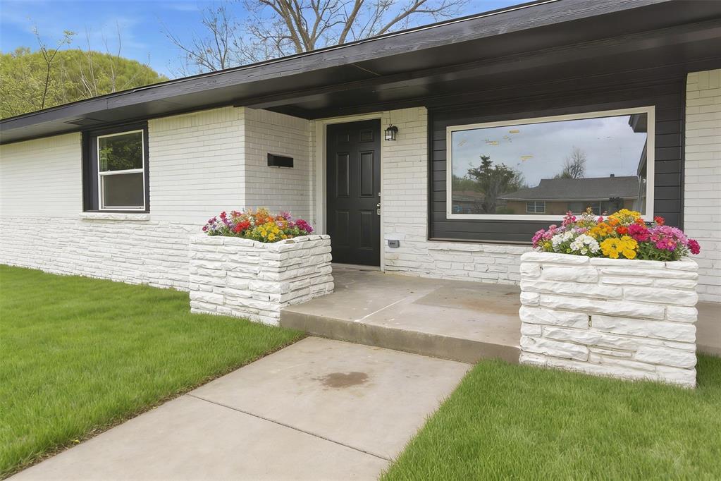 1512 Ne 46th Street Property Photo 1
