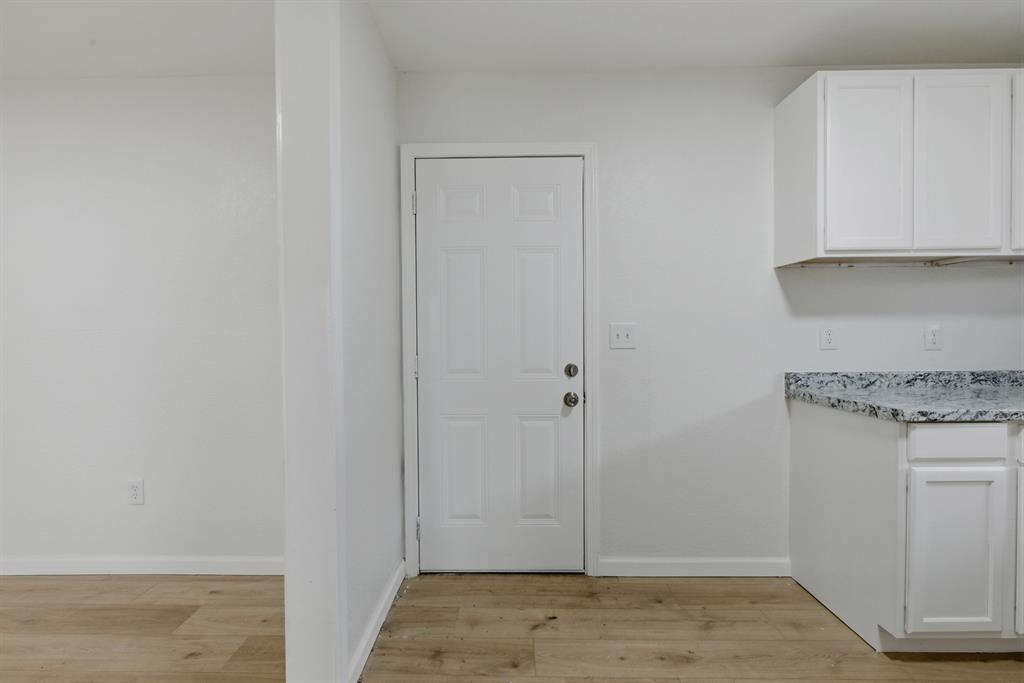 1512 Ne 46th Street Property Photo 10