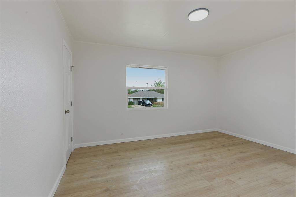 1512 Ne 46th Street Property Photo 11