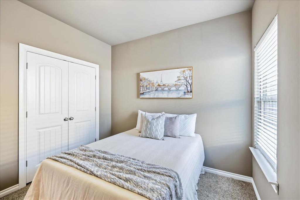 909 Sw 91st Street Property Photo 17