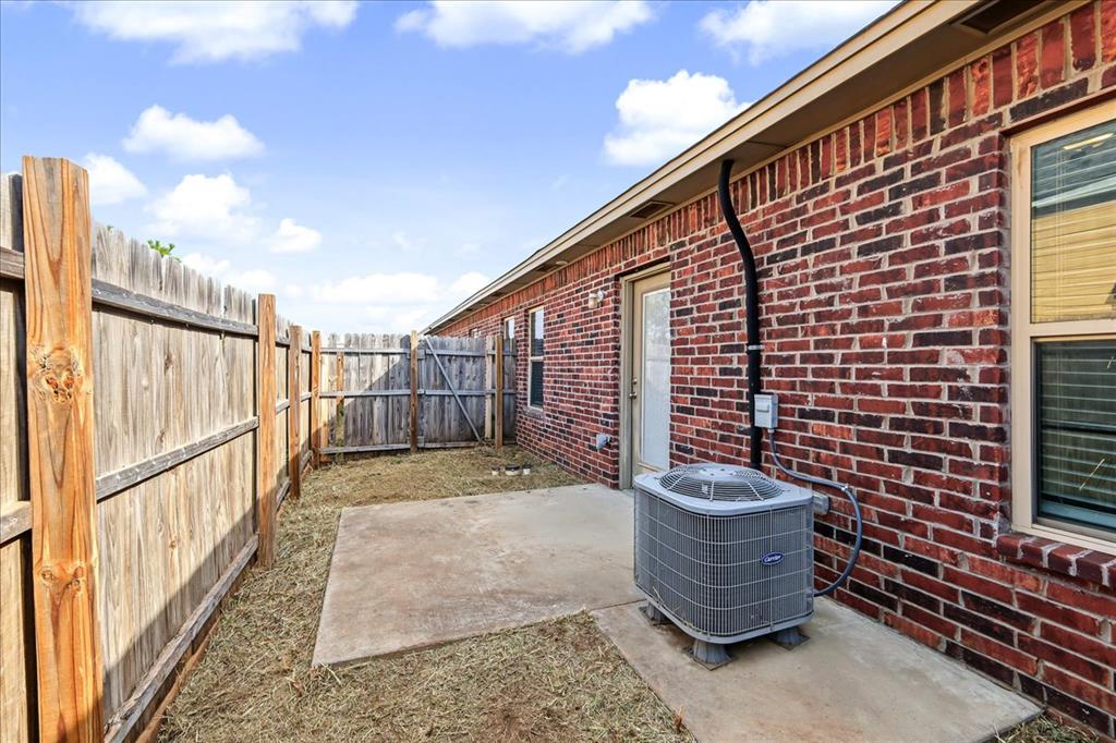 909 Sw 91st Street Property Photo 20