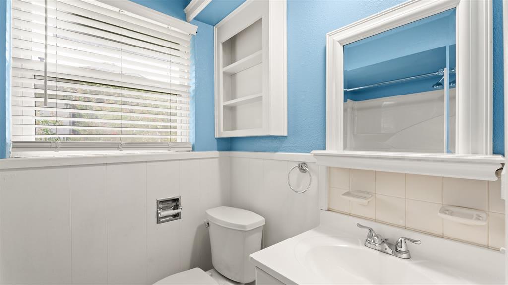 6504 N Omaha Avenue Property Photo 27