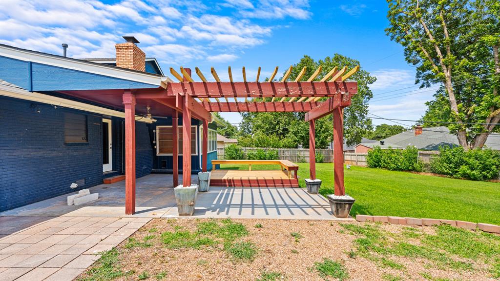 6504 N Omaha Avenue Property Photo 42