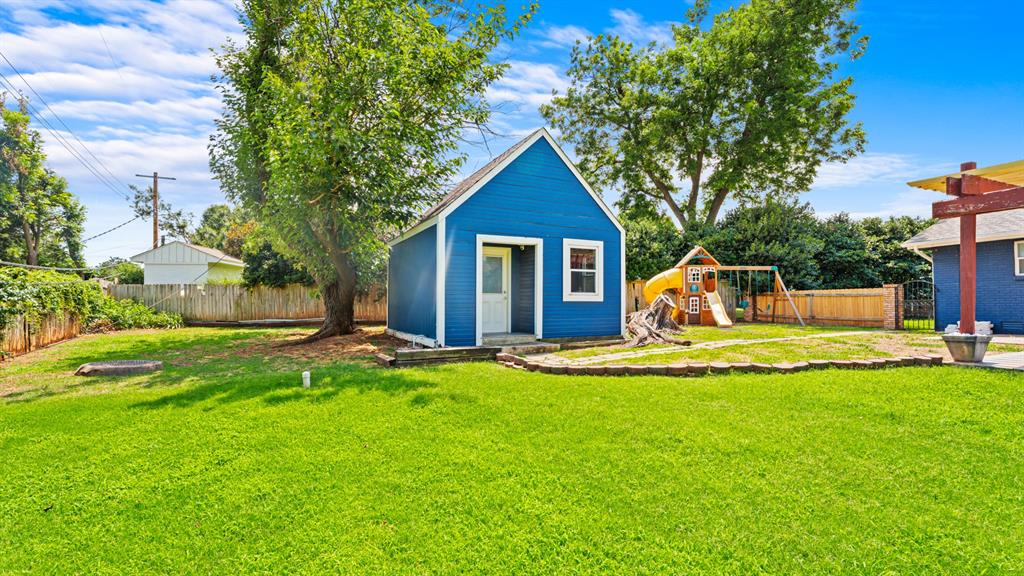 6504 N Omaha Avenue Property Photo 43