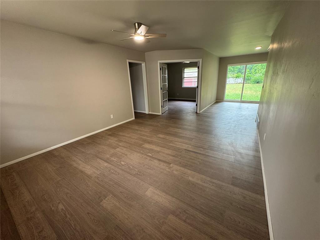 104 Sw 50th Street Property Photo 3