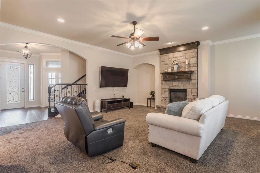 4201 Lorings Circle Property Photo 9