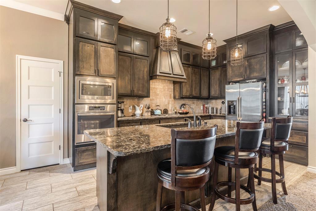 4201 Lorings Circle Property Photo 12