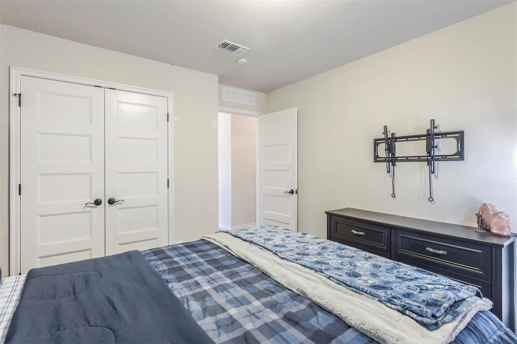 4201 Lorings Circle Property Photo 25