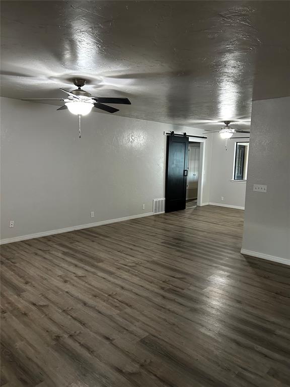 212 Vona Street Property Photo 5