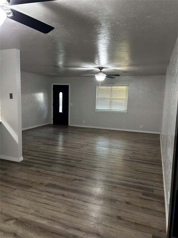 212 Vona Street Property Photo 6
