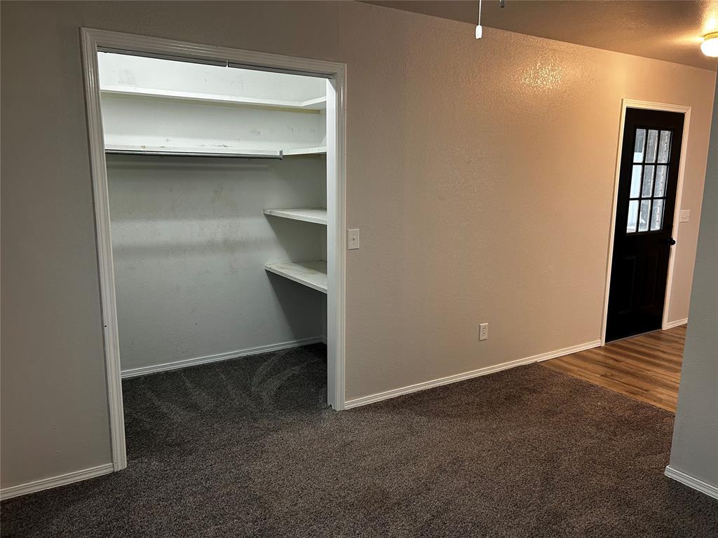 212 Vona Street Property Photo 16