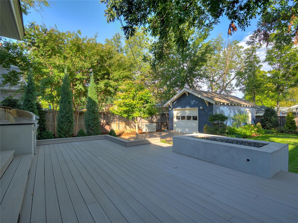 221 Nw 20th Street Property Photo 36