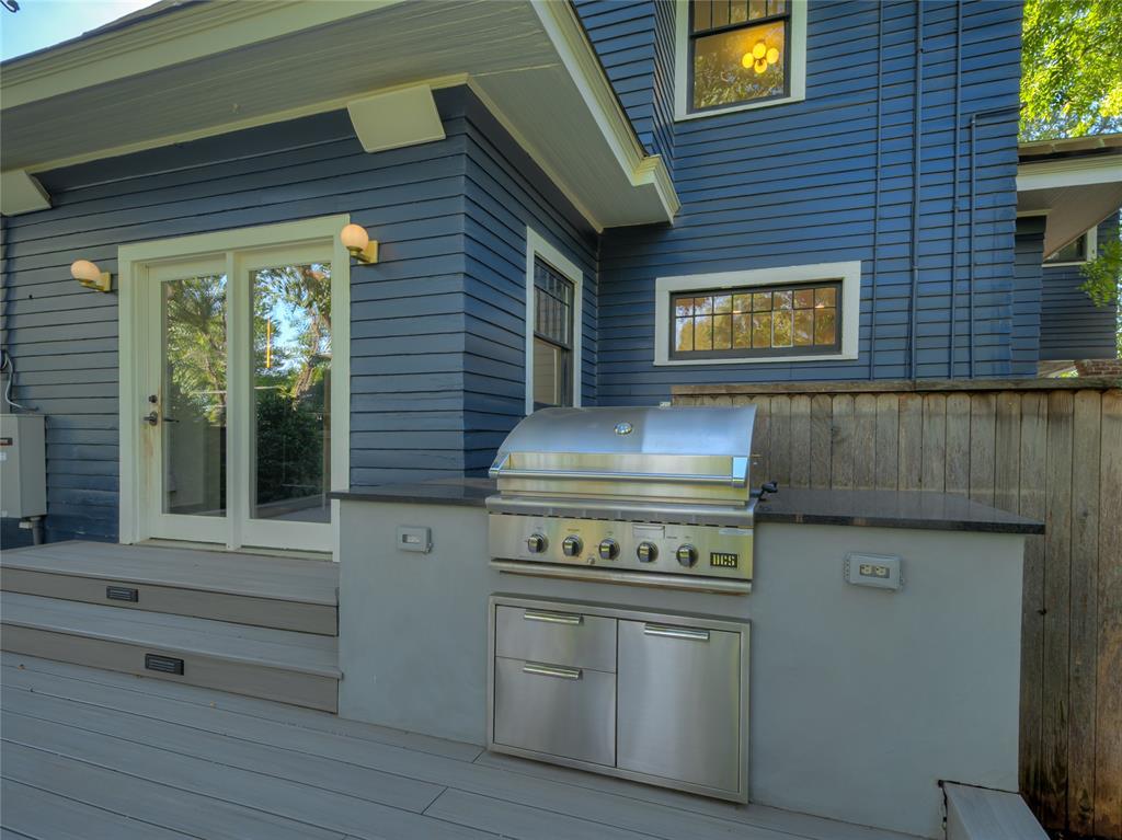 221 Nw 20th Street Property Photo 37