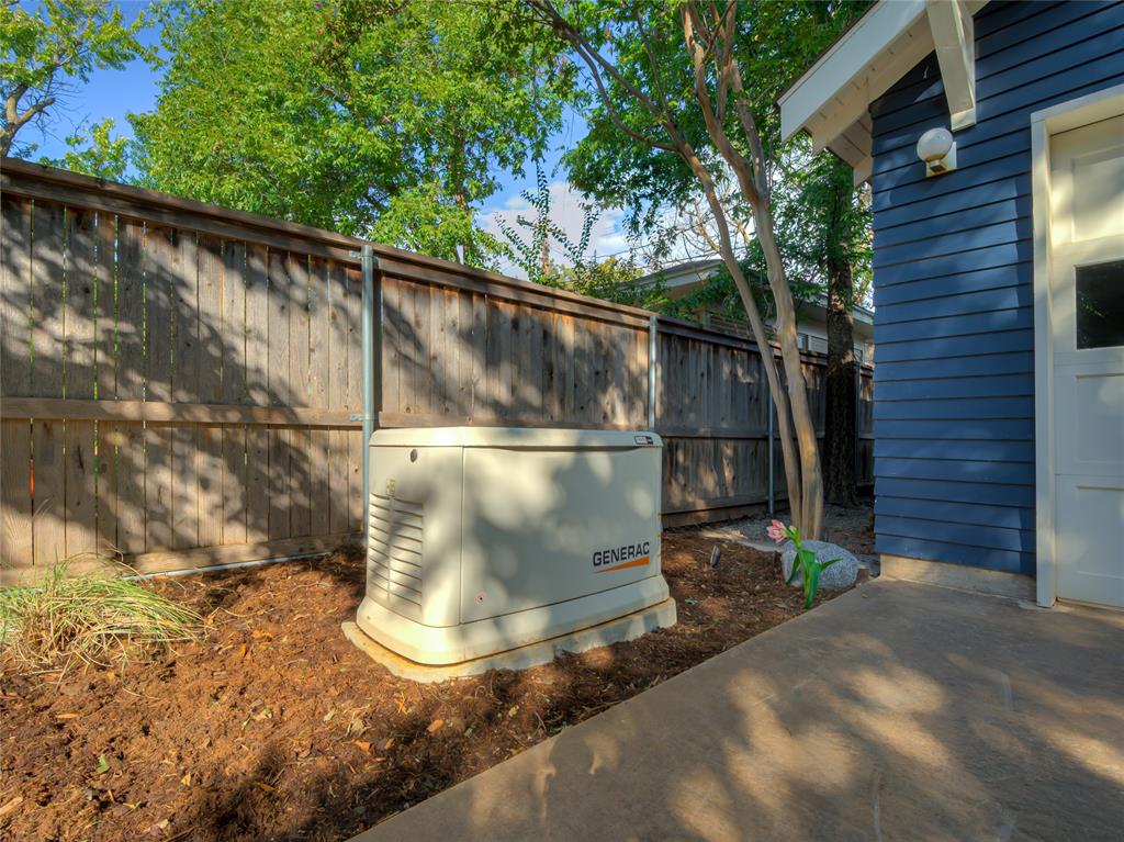 221 Nw 20th Street Property Photo 41