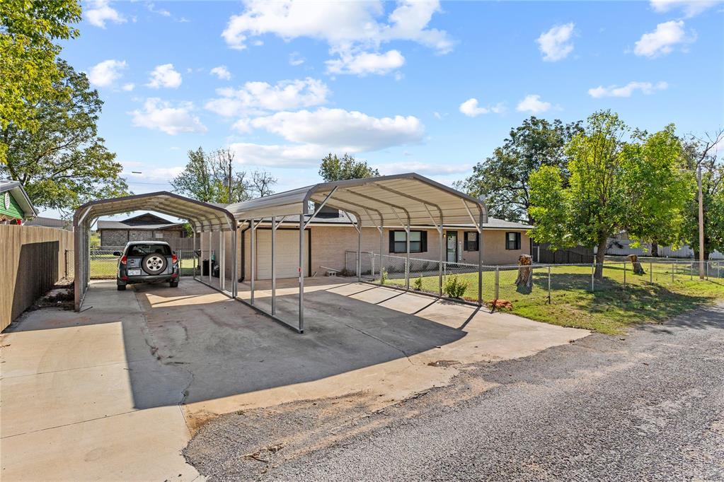 213 Meadowlark Lane Property Photo 1