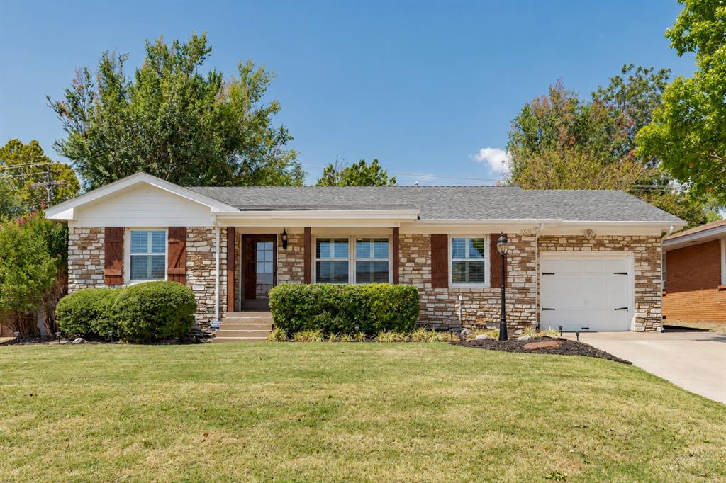 10013 Ridgeview Drive Property Photo 1