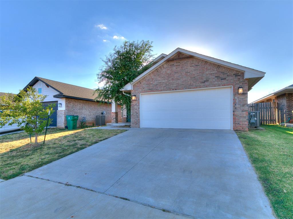 1301 Harvest Trail Property Photo 1