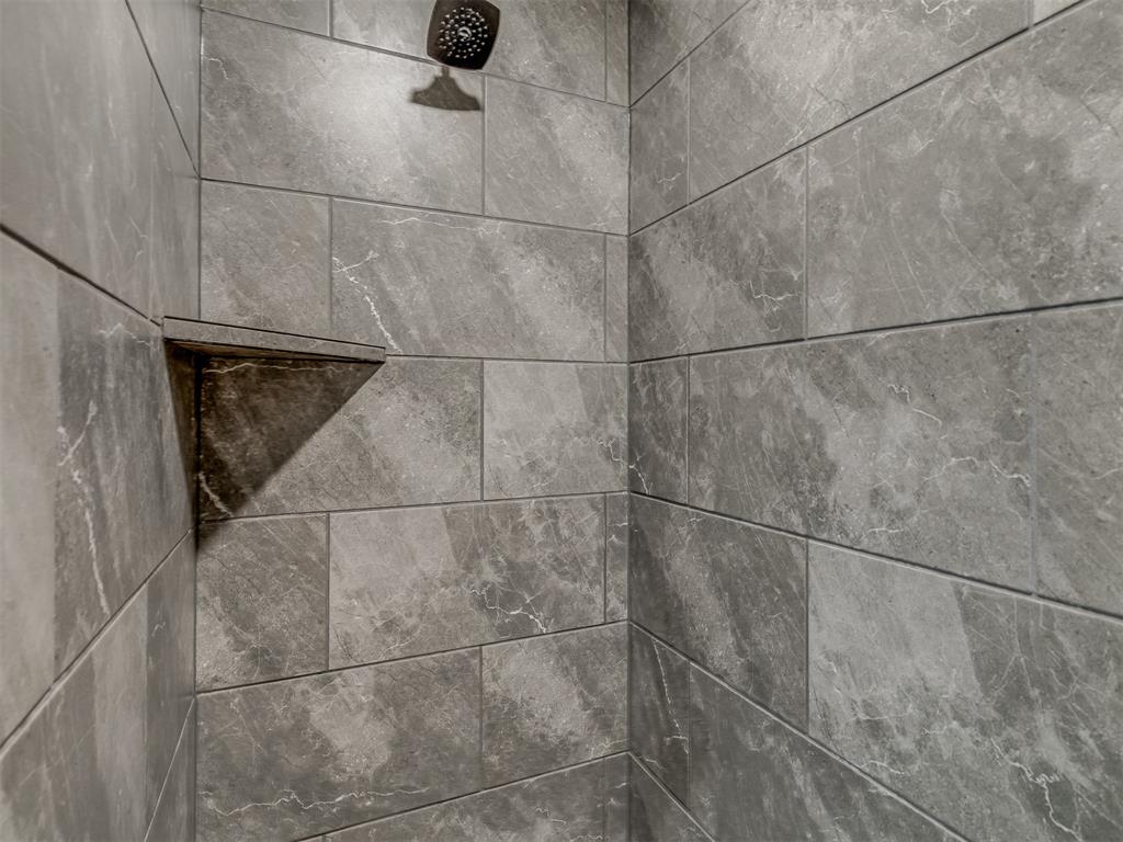 3404 Broadmoore Drive Property Photo 23