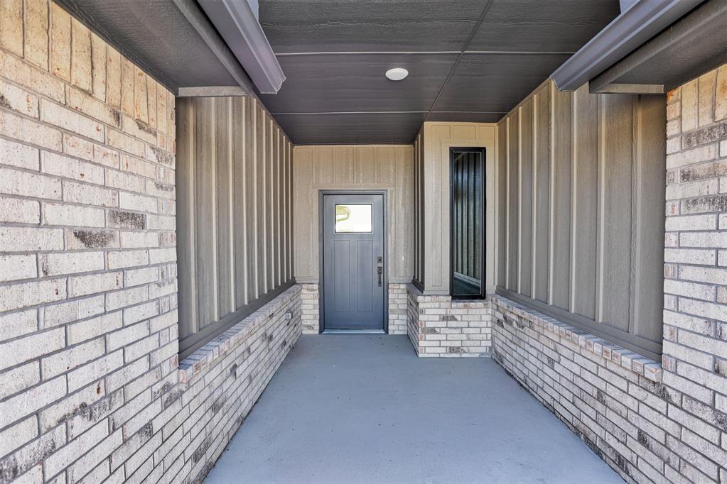 11008 Nw 17th Street Property Photo 5