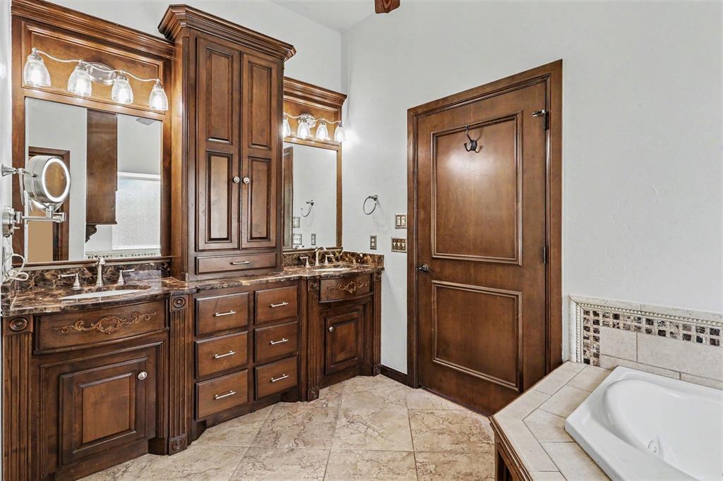 4805 Wellman Drive Property Photo 24