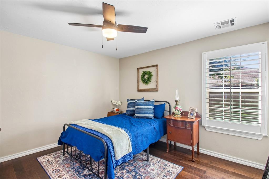 1408 Baycharter Street Property Photo 30