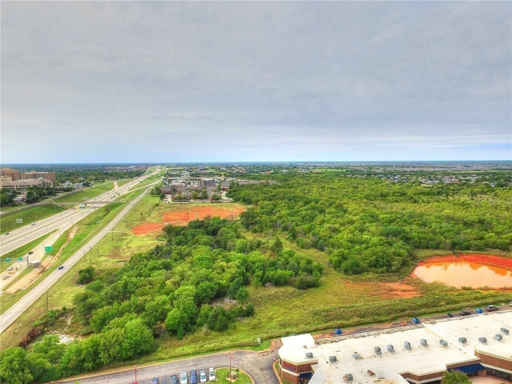 4105 W Memorial Road Property Photo 5