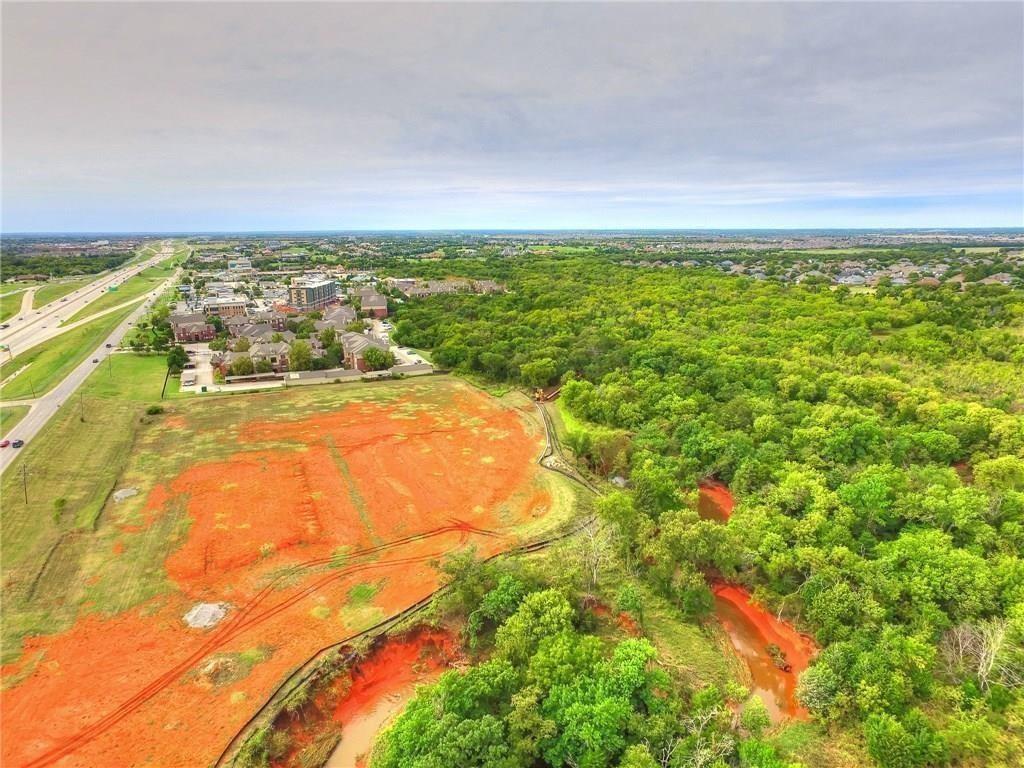 4105 W Memorial Road Property Photo 8