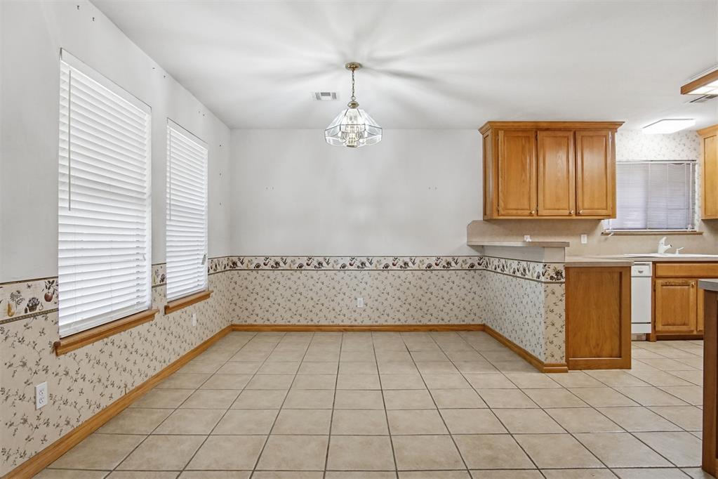 720 Parkwoods Drive Property Photo 10