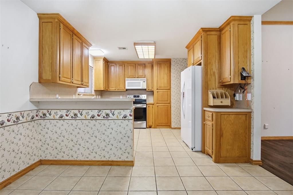 720 Parkwoods Drive Property Photo 12