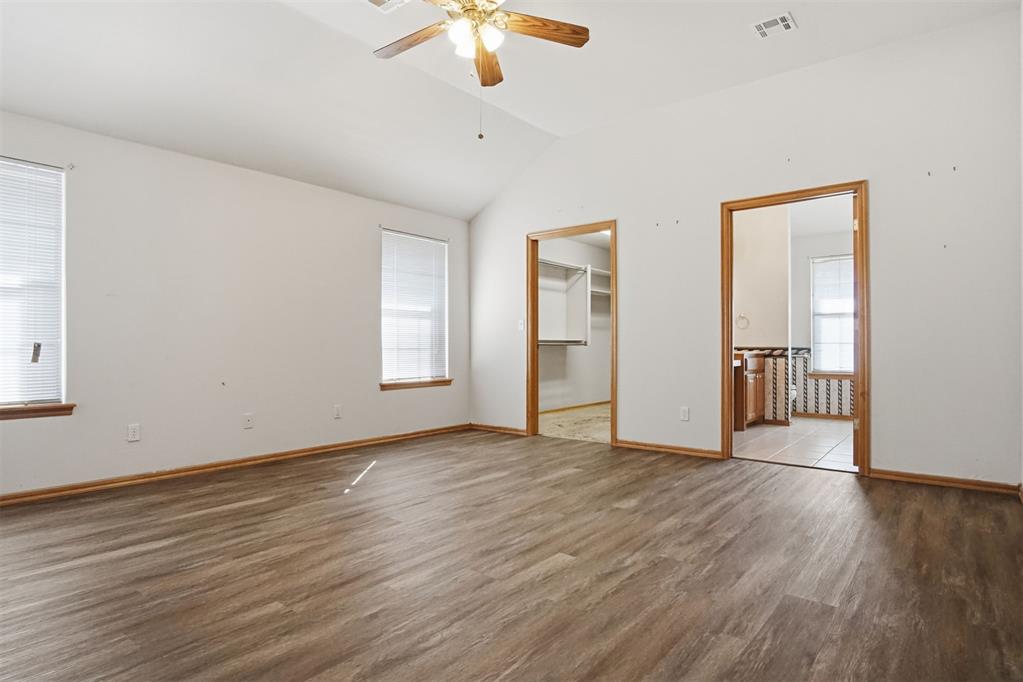 720 Parkwoods Drive Property Photo 20