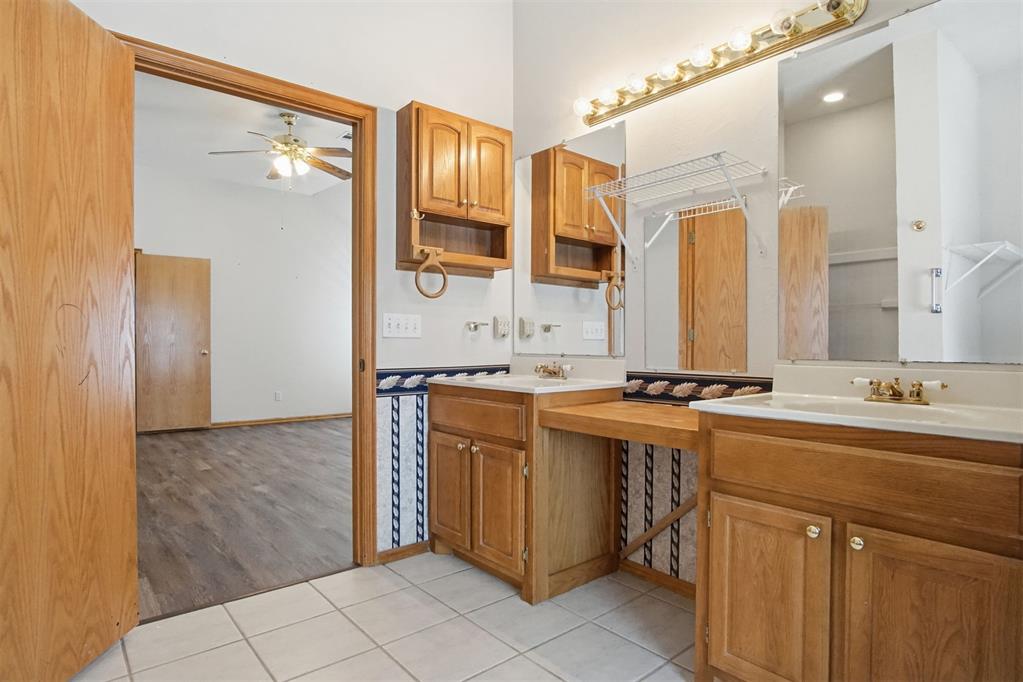 720 Parkwoods Drive Property Photo 26