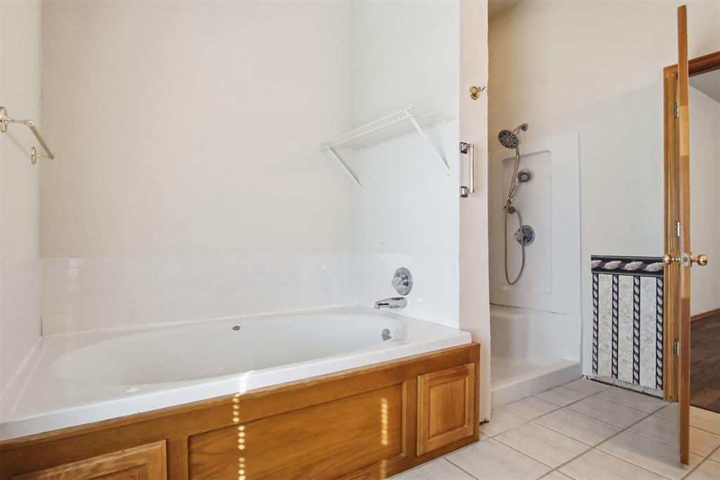 720 Parkwoods Drive Property Photo 27