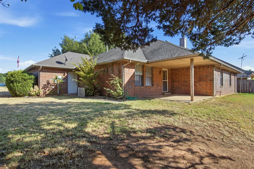 720 Parkwoods Drive Property Photo 36