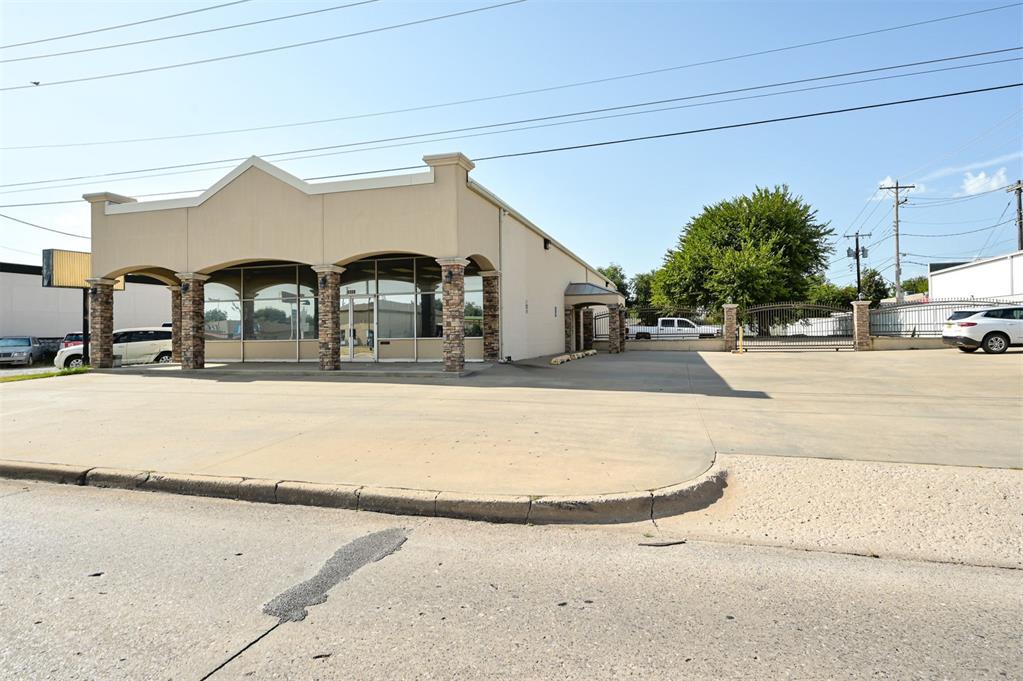 6308 Nw 39th Expressway Property Photo 2