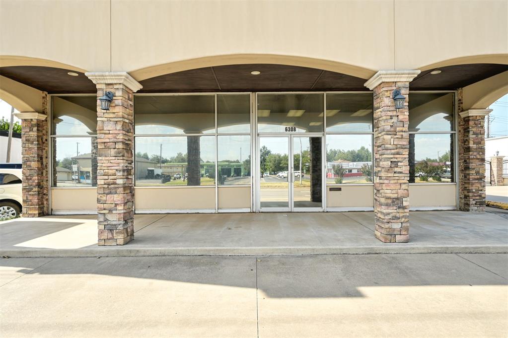 6308 Nw 39th Expressway Property Photo 6