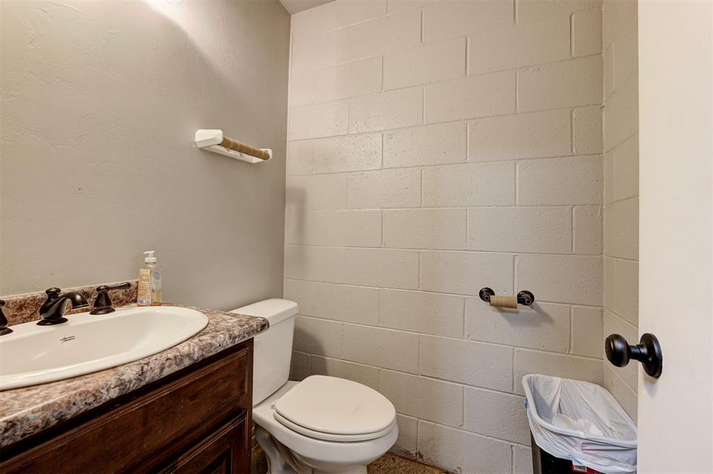 6308 Nw 39th Expressway Property Photo 36