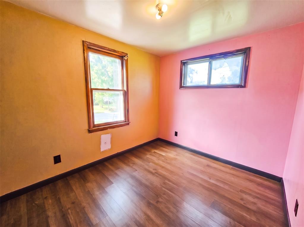 405 S Maple Street Property Photo 10