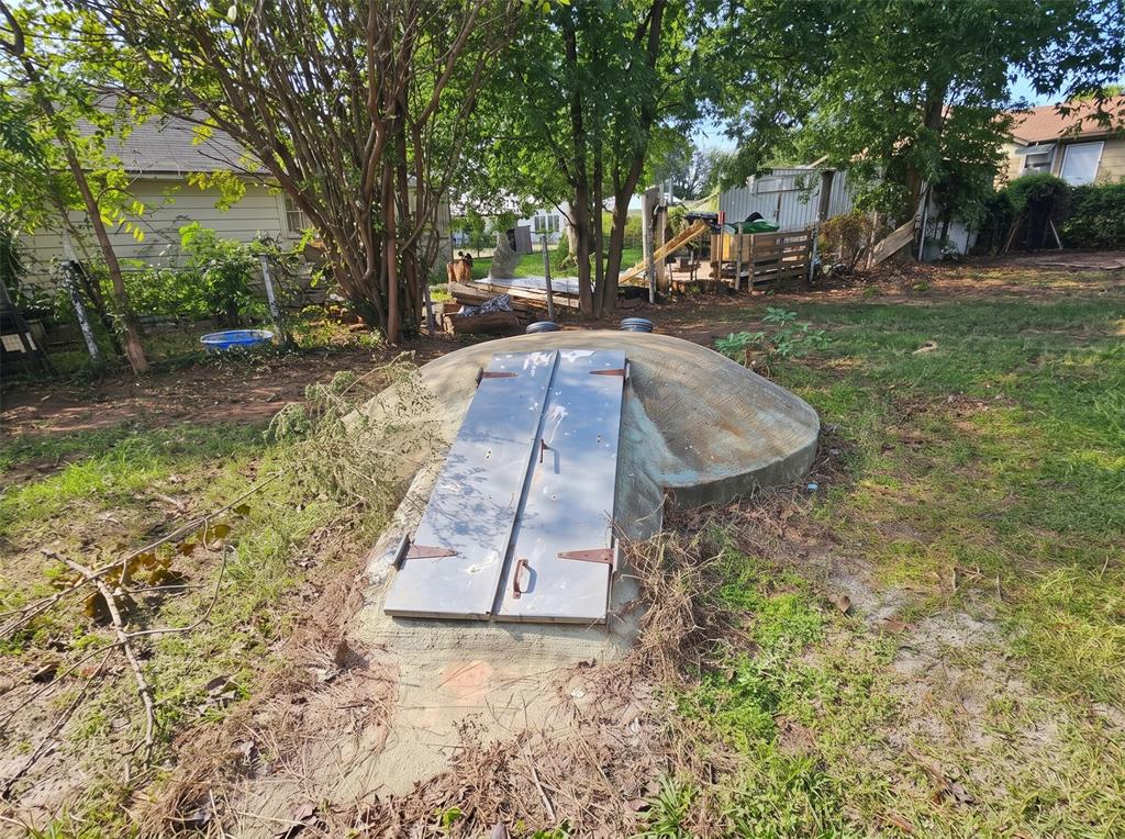 405 S Maple Street Property Photo 12