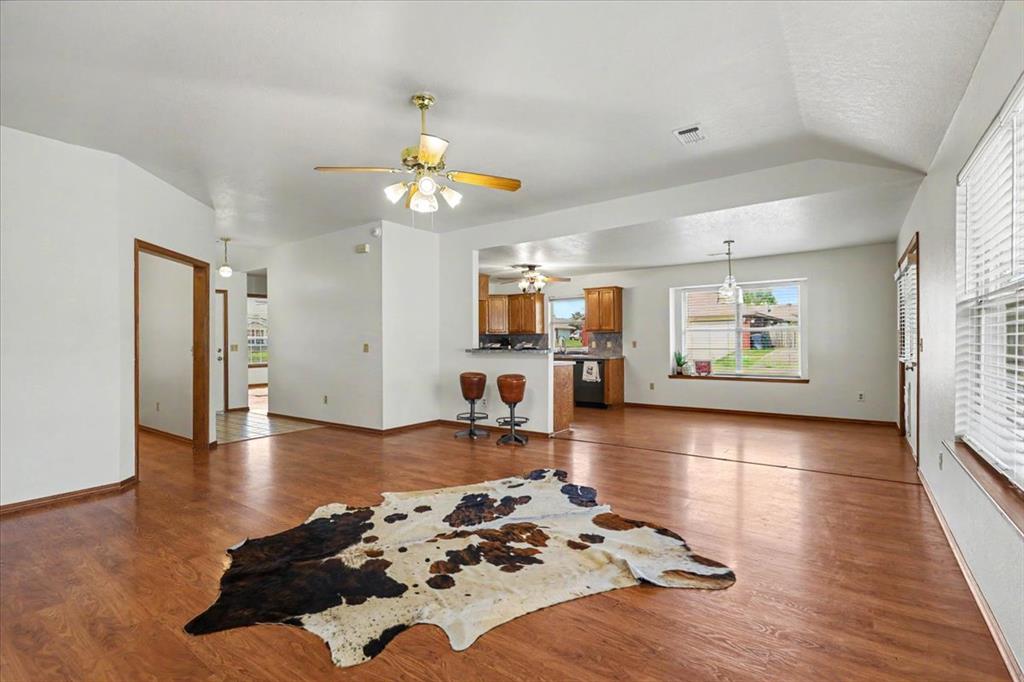 308 Bradgate Drive Property Photo 3