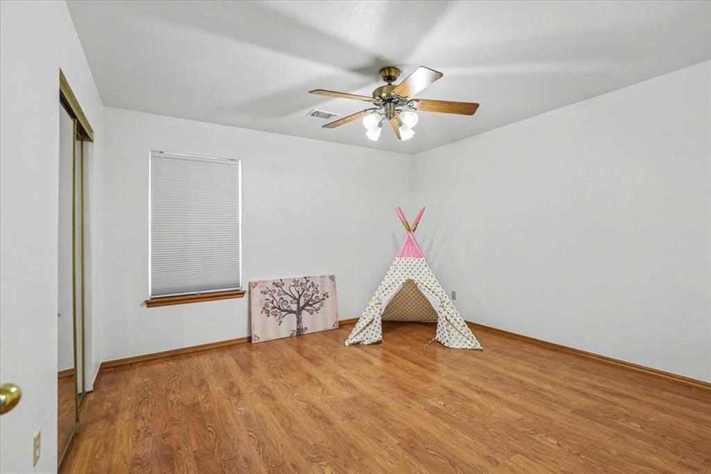 308 Bradgate Drive Property Photo 22