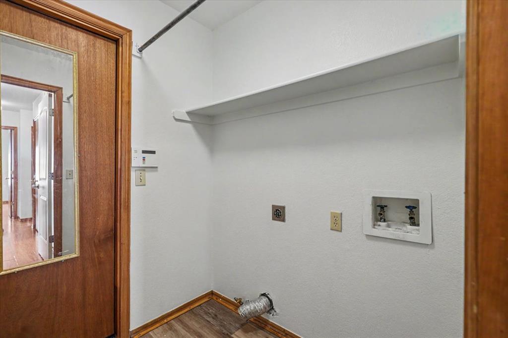 308 Bradgate Drive Property Photo 24