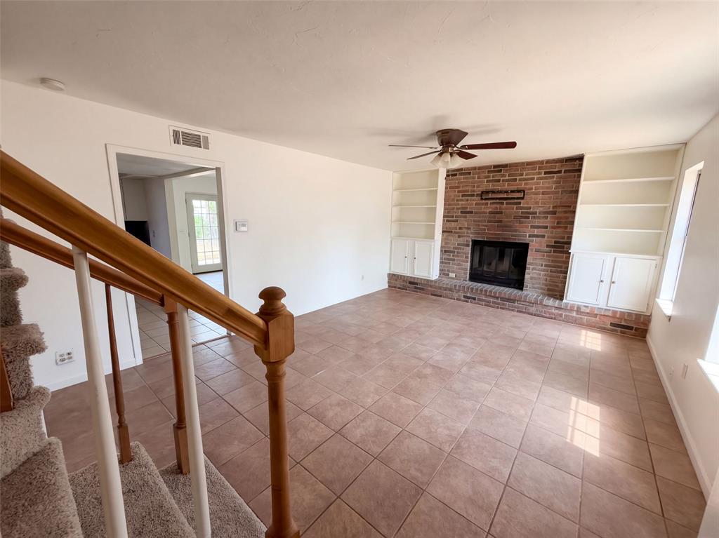 4805 Michael Drive Property Photo 3