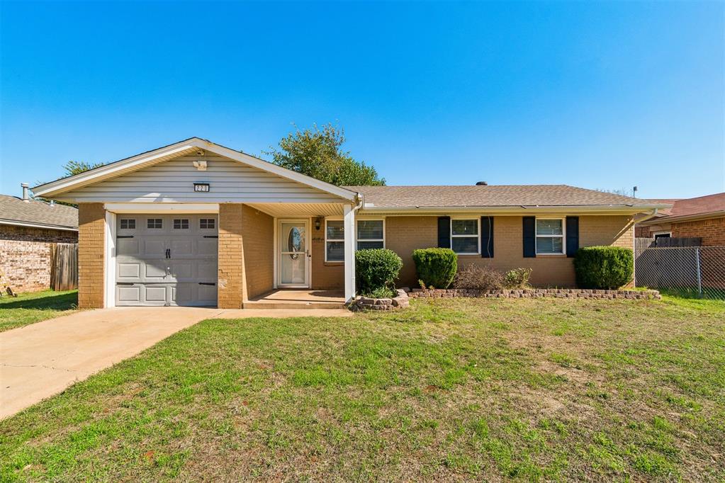 220 S Silver Drive Property Photo 1